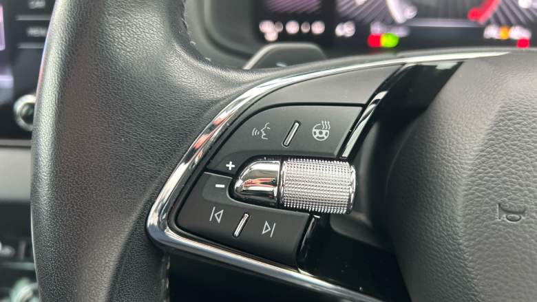 Skoda Karoq 1.5 TSI SE L 5dr DSG Petrol Estate